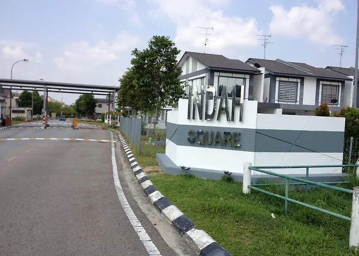 Comfort Holiday Home @ Bukit Indah